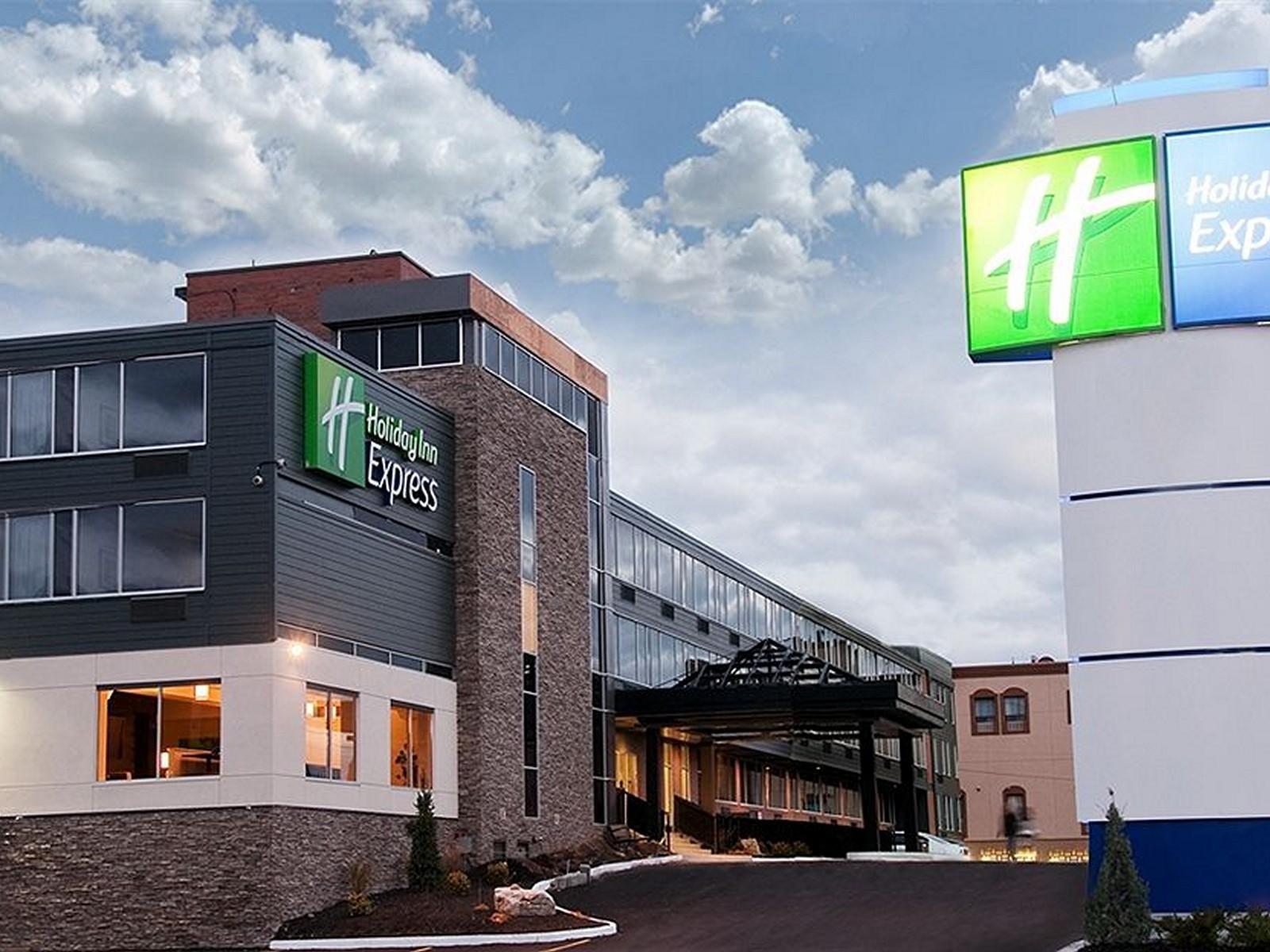 Express - By Ihg 2*