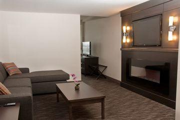 Express - By Ihg Hotel 2*